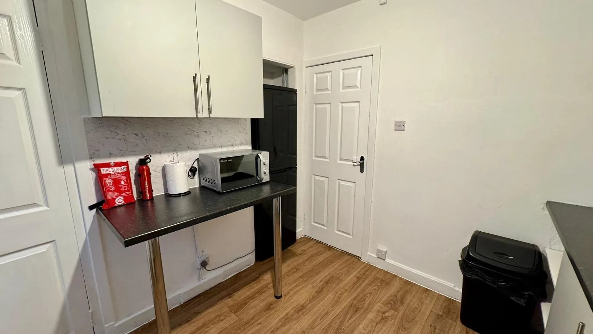 Broughty Ferry, Price Match Gaurantee, 4 Bed House, Great For Contractors, Fully Equipped, Private Parking, Easy Ring Road Access, Minimum 90 Nights Bookings Only - Ask Sunrise Short Lets Dundee - Long Term Rates Available At Sunrise Short Lets Dunde